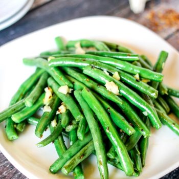Green Bean Recipes | This Spicy Garlic Green Beans recipe will become your favorite side dish. Vegetable side dish the whole family will love. Click on the photo for the recipe.