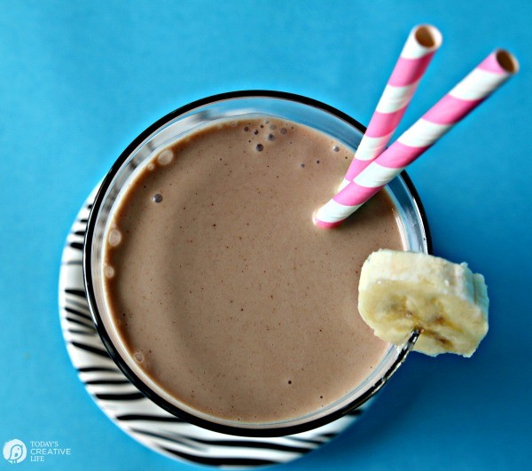 Chocolate Peanut Butter Banana Smoothie that's high in fiber. Made from products high in Chicory Root Fiber. Click on the photo for the recipe. TodaysCreativeLife.com