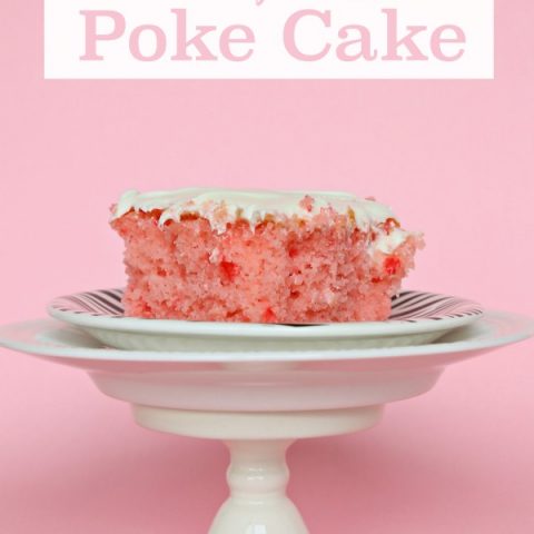 Strawberry Lemonade Poke Cake | TodaysCreativeLife.com