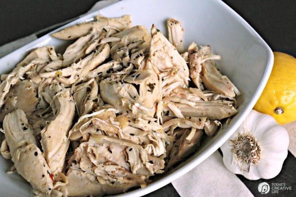 https://todayscreativelife.com/wp-content/uploads/2016/03/chicken-shredded-E-600x400.jpg