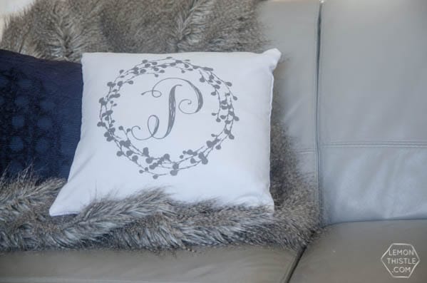 DIY Monogram Pillow |Create diy decor using your Cricut Explore and heat transfer Iron On Flocked Vinyl. Sounds complicated, but it's not. Follow the tutorial on TodaysCreativelife.com