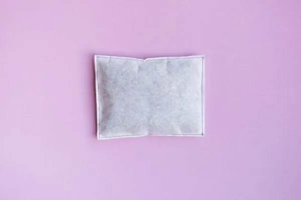 DIY Lavender Dryer Bags | sew your own dryer bags and fill with lavender for fresh laundry. See a step by step tutorial on TodaysCreativeLife