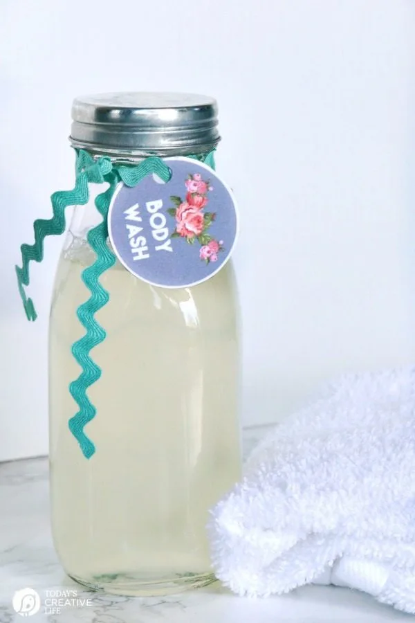 Homemade Body Wash Recipe | Made with natural ingredients. Easy to make. Great for sensitive skin. TodaysCreativeLife.com 