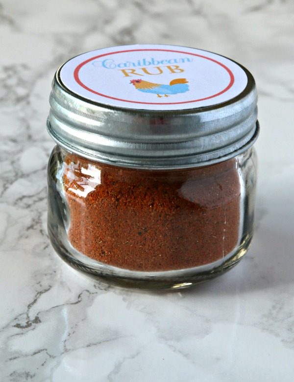 Homemade Caribbean Rub | Let's kick it up a notch! This homemade grilling rub is great on chicken and shrimp. Makes a great diy gift idea for Father's Day, or the holidays for the griller in your family. Get the recipe on TodaysCreativeLife.com
