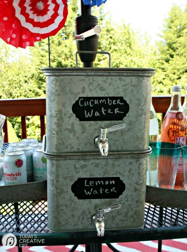 Easy Entertaining Drink Station | Today's Creative Life