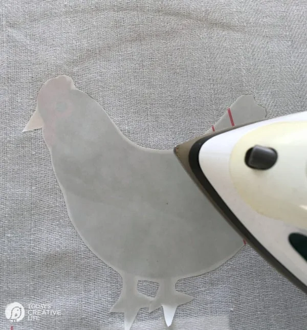 Iron On Chicken Tea Towels | Create easy home decor with iron on transfer paper. So many diy projects that make it easy to create homemade gifts, or transform any space with graphics you love. See the tutorial on TodaysCreativeLife.com