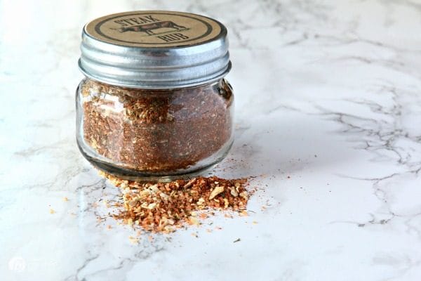 Best Ever Steak Rub | Make your own steak rub for delicious grilling all summer long. TodaysCreativeLife.com