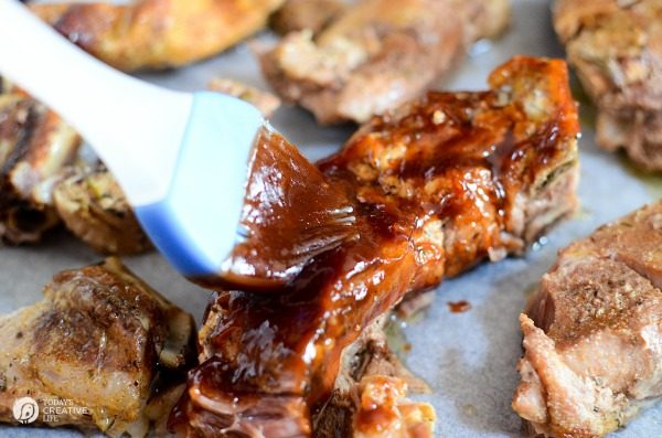 Slow Cooker Country Style Rib Tidbits Recipe | See more on TodaysCreativeLife.com