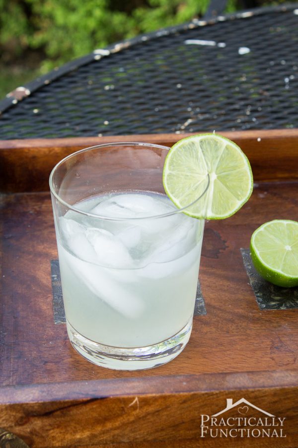 Limeade Recipe | Make this homemade Limeade Recipe for a cool and refreshing drink. Practically Functional for TodaysCreativeLife.com