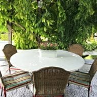 Cleaning your Outdoor Table