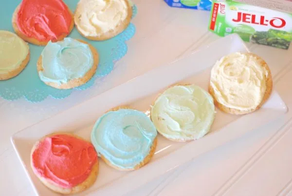 Jello Frosted Cookies | The best sugar cookies have the best frosting and when you make it with Jello, it's EASY! Reasons To Skip the Housework shared this recipe for Celebrate Summer Series on TodaysCreativeLife.com