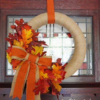 DIY Fall Wreath | Follow this tutorial to make your own wreath for autumn. See it on TodaysCreativeLife.com