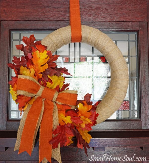 DIY Fall Wreath | Follow this tutorial to make your own wreath for autumn. See it on TodaysCreativeLife.com 