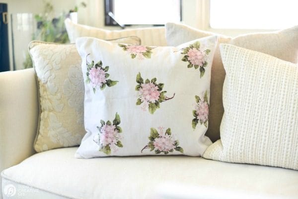 DIY Home Decor Hydrangea Throw Pillow Today s Creative Life