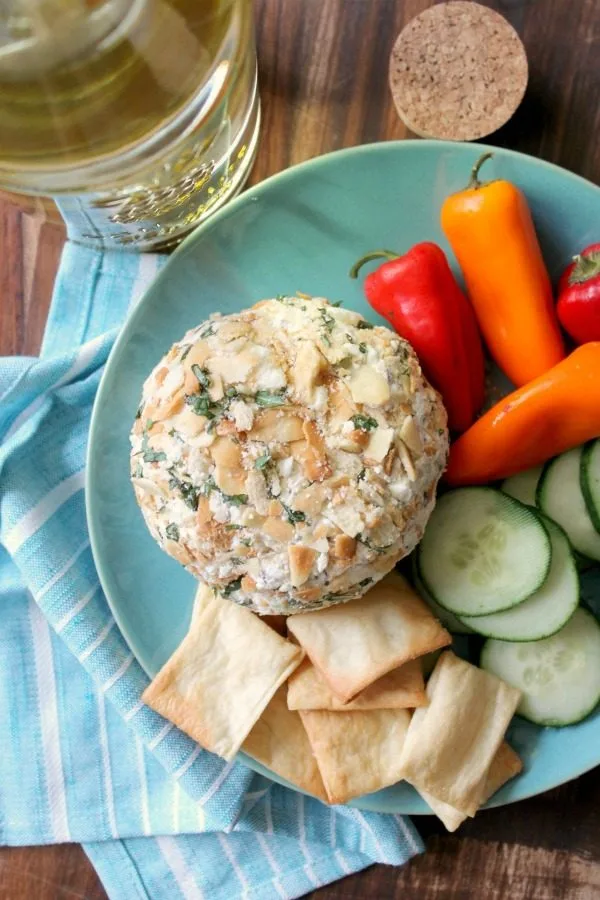 Greek Cheese Ball Recipe | Cheese Balls are easier to make than you think! The perfect party appetizer or weekend snack. Find the recipe from The Kitchen Prep on TodaysCreativeLife.com