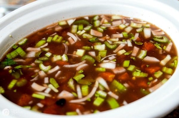 Slow Cooker Black Bean Soup | This satisfying crock pot soup is full of flavor and nutrition! A healthy choice for lunch or dinner! Click the photo for the recipe. TodaysCreativeLife.com