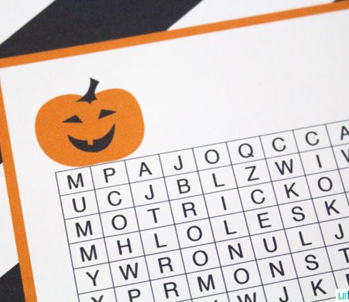 Free Halloween Word Search Printable | Find printable Halloween Ideas, DIY Halloween decorations and more on Today's Creative Life. Click the photo to visit.