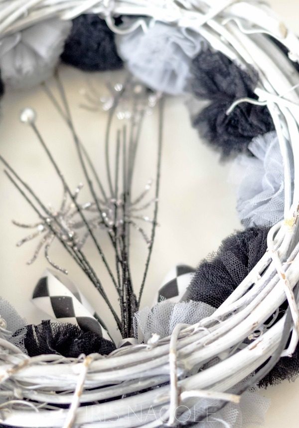 DIY Halloween Decorations | Here's a tutorial for a fun halloween wreath. Click the photo for instructions. Today's Creative Life