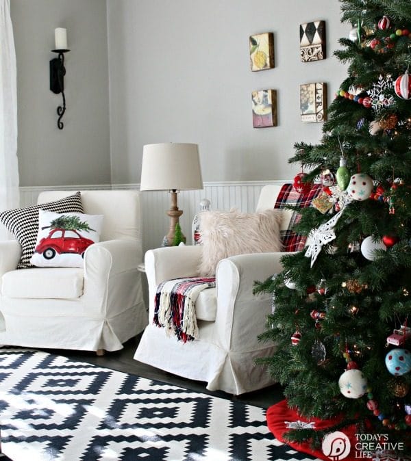 Living room decorating for Christmas