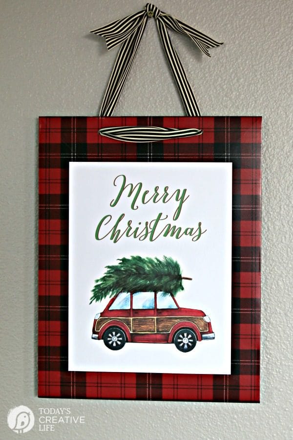 DIY Christmas Decorations | Quick, easy and inexpensive holiday decor with this free printable. Frame it for quick diy wall decor. This adorable red car with a Christmas tree will be your favorite for years to come. Grab yours on Today's Creative Life