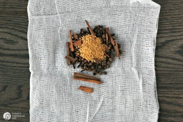 Mulling Spice Recipe | Great for Mulled Wine or Cider. Make your own mulled spice bags for an easy DIY gift idea. Use my red car & Christmas tree to iron on small muslin bags. Free printable Mulling Spices Gift Tag. TodaysCreativeLife.com