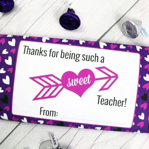 Valentines Candy Bar Wrappers | Download your Free printable Valentine idea for Valentine's Day. There's even one for the classroom teacher. Designed by UrbanBlissLife for Today's Creative Life.