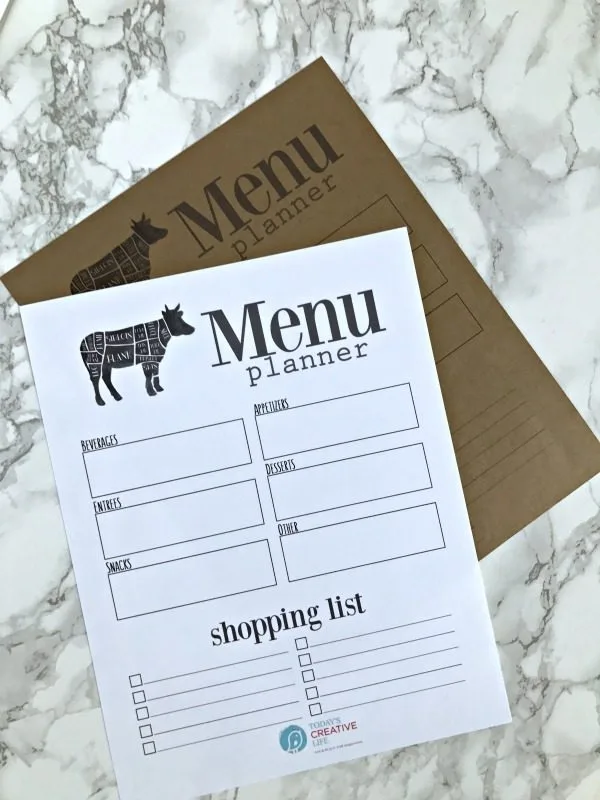 Free Printable Menu Planner | Planning your weekly meals just got easier! Download your free copy of this Modern Farmhouse menu planner.