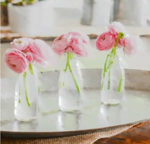 Simple Table Centerpiece \ Stone Gable