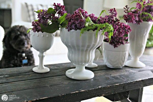 DIY Spring Decor | Fast and easy home decorating for spring! Simple ideas for stylish decor. Click the photo to see more! TodaysCreativeLife.com