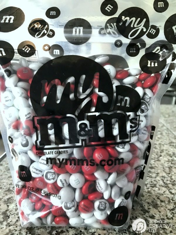High school graduation party ideas - Personalized M&Ms