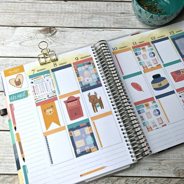 Free Printable Planner Stickers | Organize your life with life planner stickers. Print your own. JulieChats for TodaysCreativeLife.com 