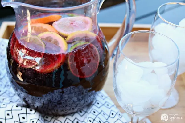 Spanish Sangria Recipe | Traditional, easy to make for a crowd, red wine sangria with citrus fruit. TodaysCreativeLife.com