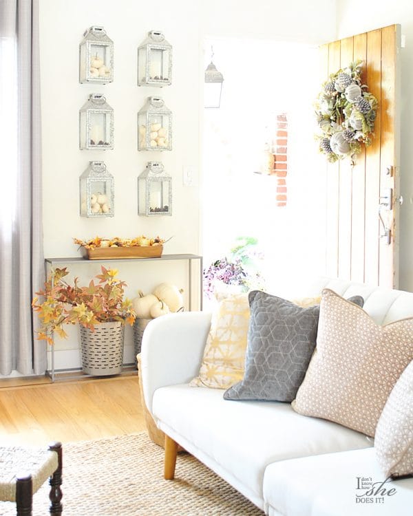 Fall Porch and Entryway Ideas from I Don't Know How She Does It