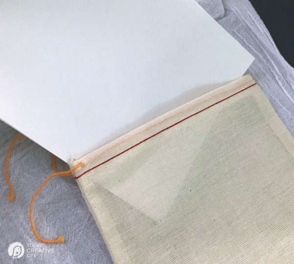 DIY Gift Bag Ideas Iron on | TodaysCreativeLife,com
