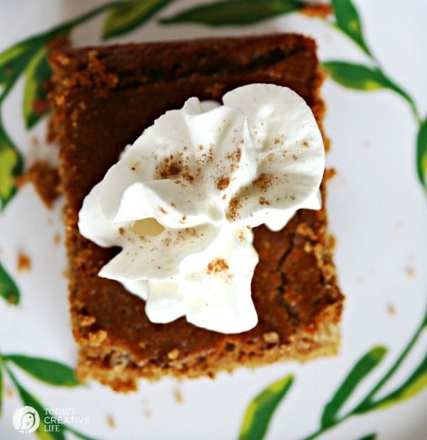 Gingerbread Cake Mix Homemade Gift Idea | TodaysCreativeLife.com