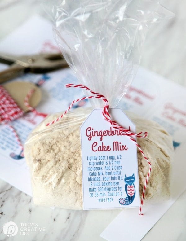 Gingerbread Cake Mix with free printable gift tag for homemade gifts from the kitchen. 