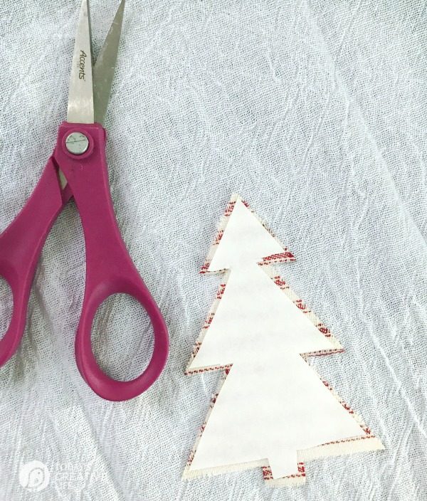 DIY Holiday Cotton GIft Bags | TodaysCreativeLife.com