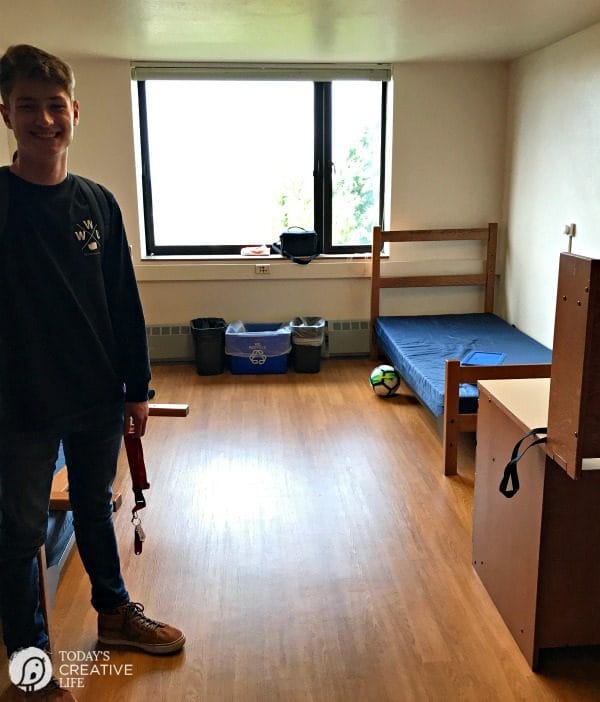 College Dorm Room for Boys Before. 