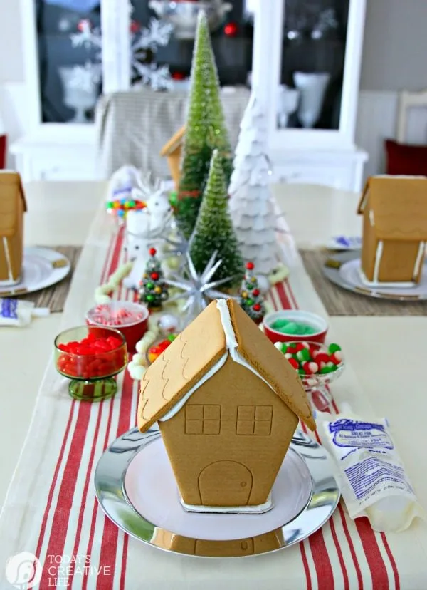 Gingerbread House Decorating Party Ideas | TodaysCreativeLife.com