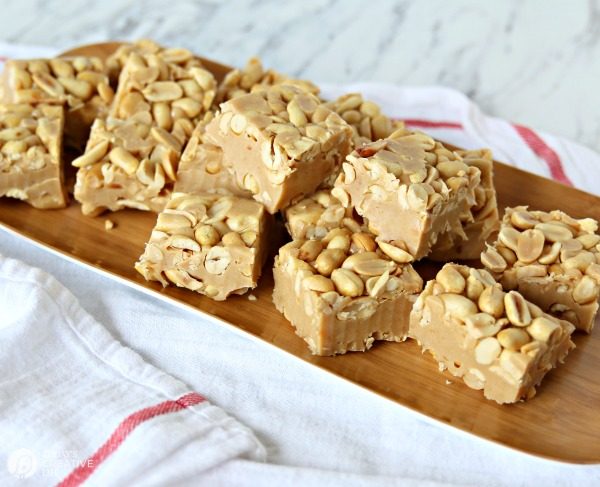 Payday Peanut Bites | No Bake easy to make peanut butter peanut bites. Payday candy bar copycat from TodaysCreativeLife.com