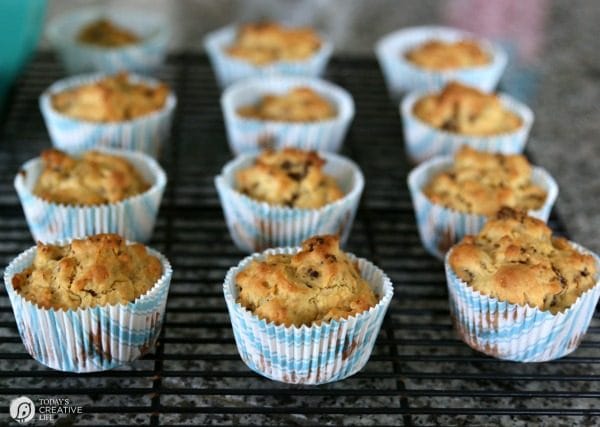 Sausage Cheese Breakfast Muffins | TodaysCreativeLife.com