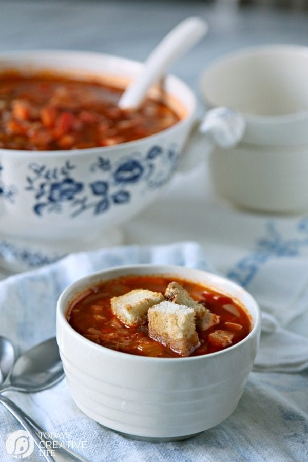 Red Cabbage Kielbasa White Bean Soup | Hearty Soup Recipes for easy dinner ideas. Simple vegetable soup with kielbasa sausage | Click for the recipe on TodaysCreativeLife.com AD #AuntNelliesSweetSourCabbage 