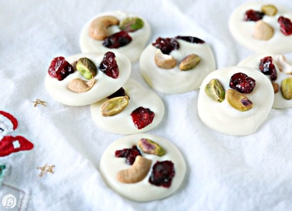 White Chocolate Nutty Fruit Bites | Easy to make candy | Holiday candy making | White Chocolate Bark bites | TodaysCreativeLIfe.com