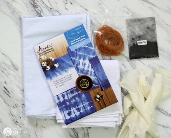 Easy Monthly Craft Kits from Annies | All supplies included | Shibori tie dye Placemats and pillows. Easy Craft Ideas | DIY Projects | TodaysCreativeLife.com