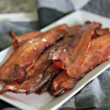 Sweet and Spicy Candied Bacon | baked in the oven crispy sweet bacon recipe | Easy Breakfast Recipe | TodaysCreativeLife.com