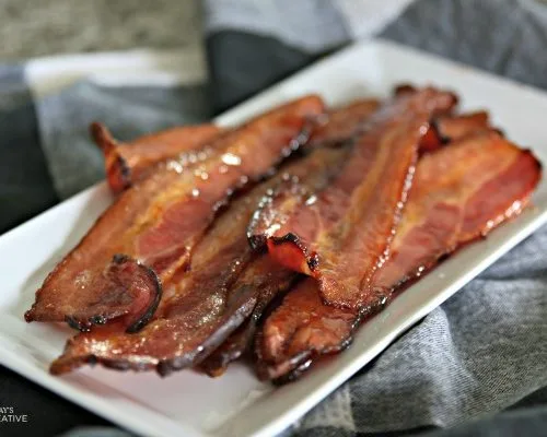 Sweet and Spicy Candied Bacon | baked in the oven crispy sweet bacon recipe | Easy Breakfast Recipe | TodaysCreativeLife.com