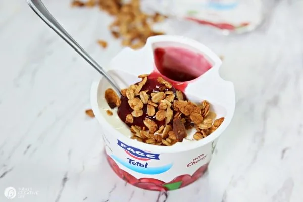 Toasted Almond Pecan Peanut Butter Granola | homemade easy to make granola | TodaysCreativeLife.com