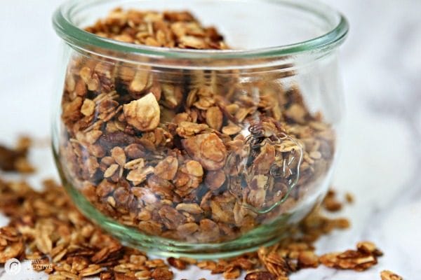 Toasted Almond Pecan Peanut Butter Granola | homemade easy to make granola | TodaysCreativeLife.com