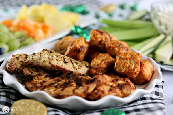 Easy to Make Party Food | This party spread is great for St. Patrick's Day. Cooked Perfect Grilled Chicken with simple fruits and veggies | TodaysCreativeLife.com