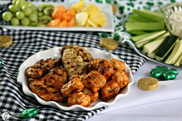 Easy to Make Party Food | This party spread is great for St. Patrick's Day. Cooked Perfect Grilled Chicken with simple fruits and veggies | TodaysCreativeLife.com